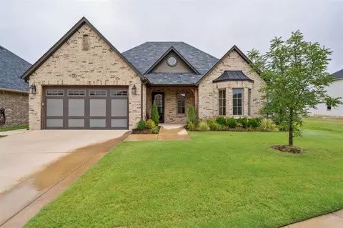 4900 Pont Neuf Rd, Edmond, OK 73034