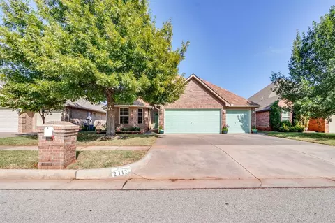 2112 Wheatfield Ave, Yukon, OK 73099