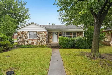 1300 Downing St, The Village, OK 73120