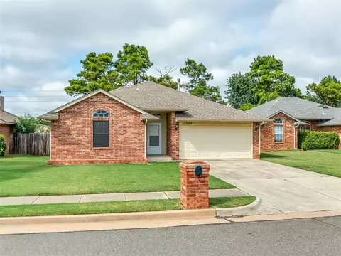 1224 Capitol Dr, Edmond, OK 73003