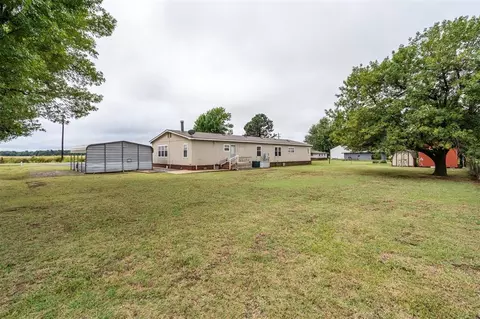 Exterior - 618 W Ryland Rd, Crescent, OK 73028 photo 6 of 8