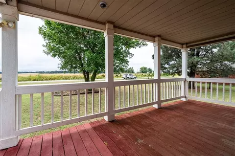 Exterior - 618 W Ryland Rd, Crescent, OK 73028 photo 3 of 8