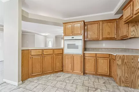Kitchen - 618 W Ryland Rd, Crescent, OK 73028 photo 5 of 5