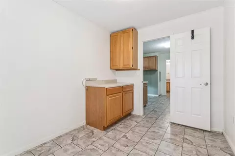 Other - 618 W Ryland Rd, Crescent, OK 73028 photo 4 of 11