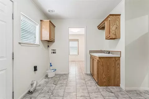 Other - 618 W Ryland Rd, Crescent, OK 73028 photo 5 of 11