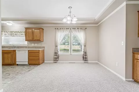 Dining - 618 W Ryland Rd, Crescent, OK 73028 photo 1 of 1