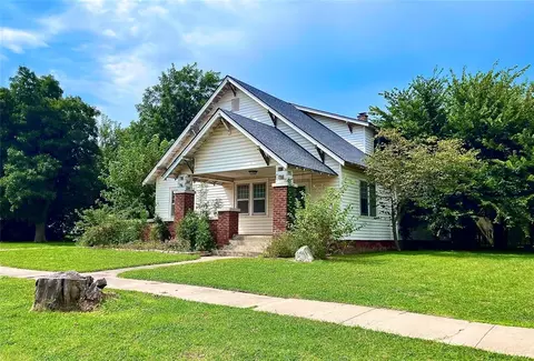 322 N Spencer Ave, Hinton, OK 73047