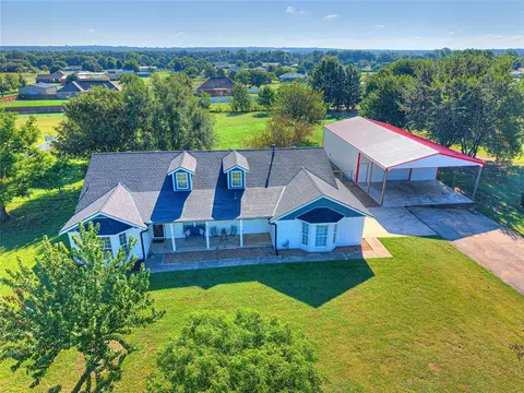 5901 Gabriel Dr, Shawnee, OK 74804