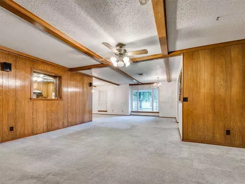 Living - 3911 N Glade Ave, Bethany, OK 73008 photo 3 of 4