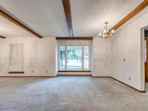 Living - 3911 N Glade Ave, Bethany, OK 73008 photo 1 of 4