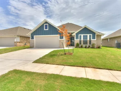 7708 Wilshire Woods Dr, Yukon, OK 73099