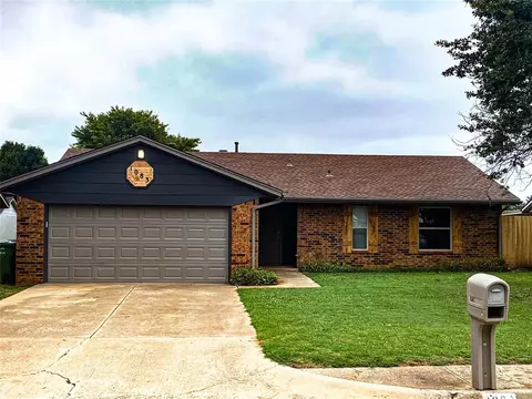 1083 Cumberland Mansion, Yukon, OK 73099