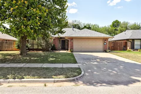 418 Edwards Dr, Norman, OK 73072