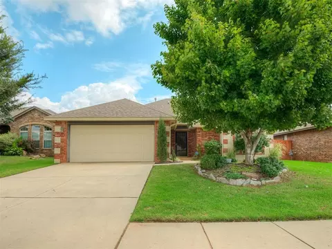 7516 Geneva Rea Ln, Yukon, OK 73099
