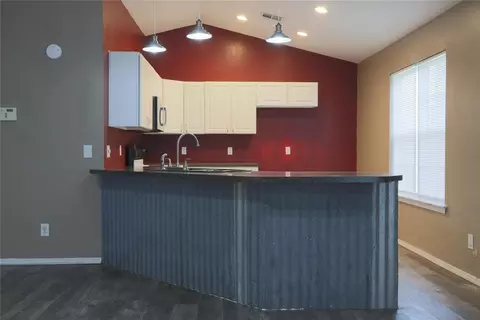 Other - 507 W Hinchley St, Mcloud, OK 74851 photo 4 of 8