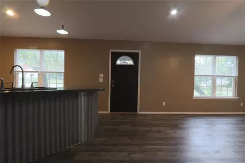 Other - 507 W Hinchley St, Mcloud, OK 74851 photo 3 of 8