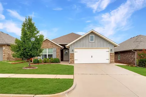 9433 NW 87th St, Yukon, OK 73099