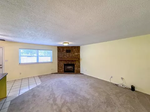1900 Twin Tree Dr, Norman, OK 73071 photo 4