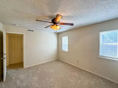 1900 Twin Tree Dr, Norman, OK 73071 photo 15