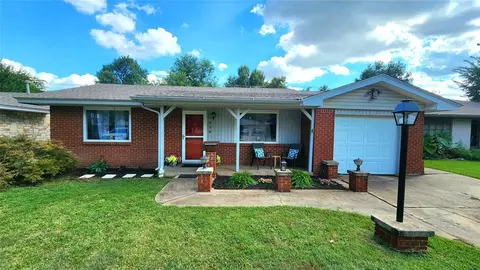 1830 Westminster Pl, Nichols Hills, OK 73120