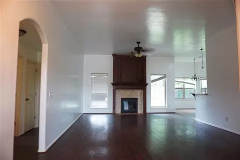 Living - 600 Sally Ct, Moore, OK 73160 photo 1 of 1