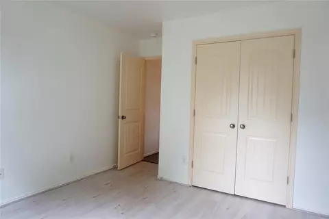 Bedroom - 600 Sally Ct, Moore, OK 73160 photo 6 of 10