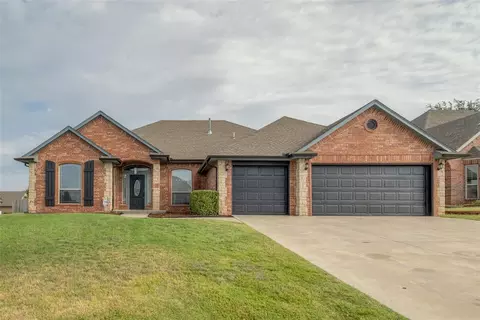 241 E Atlanta Ter, Mustang, OK 73064