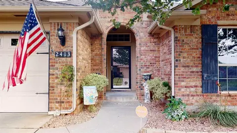 2413 White Oaks Dr, Norman, OK 73071