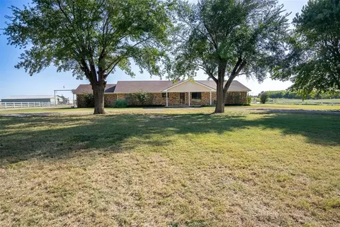 Exterior - 2876 E Redbud Rd, Purcell, OK 73080 photo 4 of 8