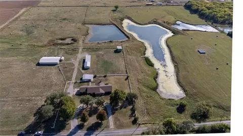2876 E Redbud Rd, Purcell, OK 73080