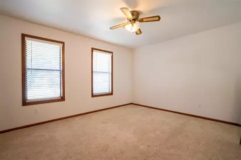 Bedroom - 2876 E Redbud Rd, Purcell, OK 73080 photo 3 of 4