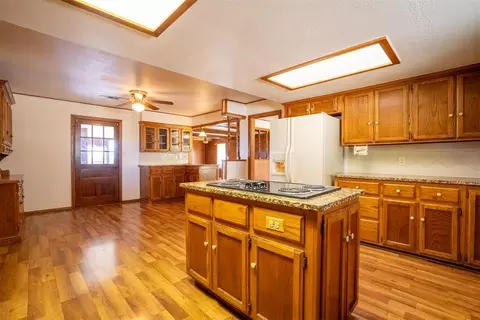Kitchen - 2876 E Redbud Rd, Purcell, OK 73080 photo 1 of 3
