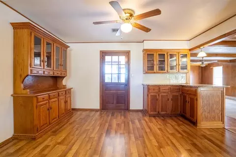 Living - 2876 E Redbud Rd, Purcell, OK 73080 photo 6 of 6