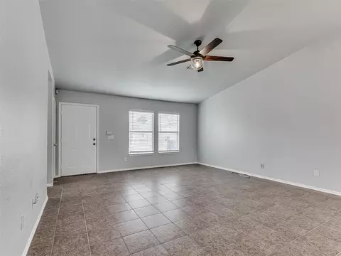 Living - 1301 Briar Patch Way, Norman, OK 73071 photo 1 of 2