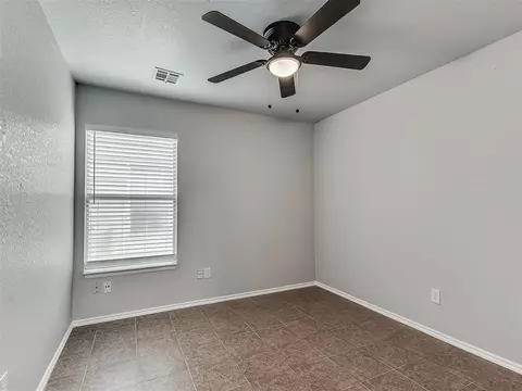 Bedroom - 1301 Briar Patch Way, Norman, OK 73071 photo 3 of 5