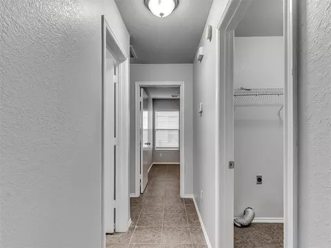 Entry Way - 1301 Briar Patch Way, Norman, OK 73071 photo 3 of 3