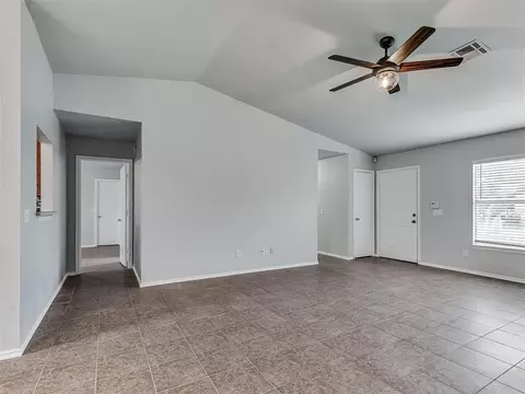 Living - 1301 Briar Patch Way, Norman, OK 73071 photo 2 of 2