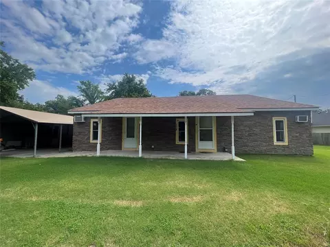 718 N G St, Eufaula, OK 74432