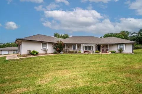 3709 Northwestern Dr, Edmond, OK 73034