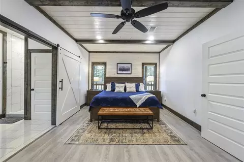 Bedroom - 814 W Eagle Mountain Trl, Broken Bow, OK 74728 photo 1 of 3