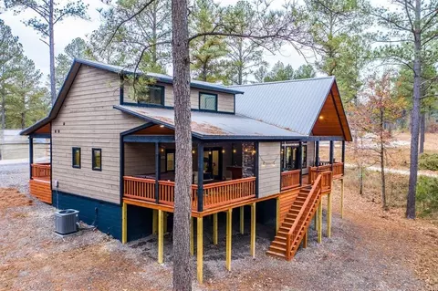 Exterior - 814 W Eagle Mountain Trl, Broken Bow, OK 74728 photo 4 of 8