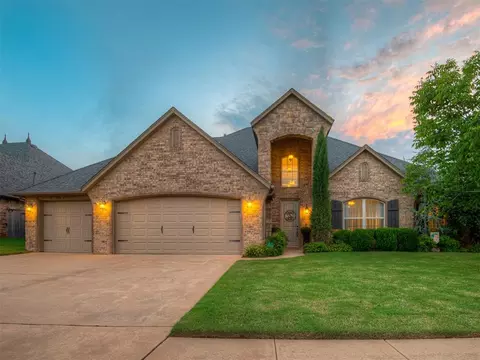 16205 Scissortail Dr, Edmond, OK 73013