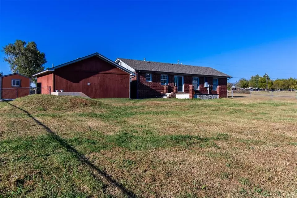 Exterior - 4620 SE 139th St, Oklahoma City, OK 73165 photo 5 of 5