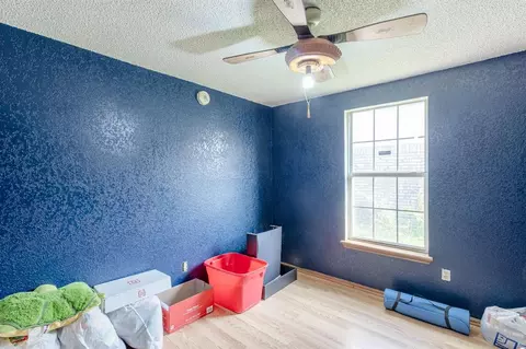 Bedroom - 2123 Parkview Dr, Moore, OK 73170 photo 1 of 3