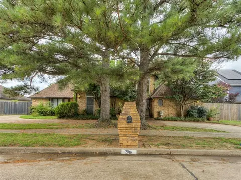 2010 Saddleback Blvd, Norman, OK 73072