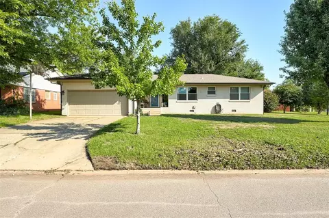 2421 Carlton Way, Oklahoma City, OK 73120