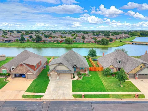 5105 NW 155th St, Edmond, OK 73013
