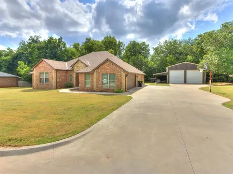 1126 Woodbrook Dr, Purcell, OK 73080