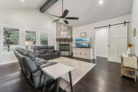 Living - 12751 Deer Run, Arcadia, OK 73007 photo 1 of 2