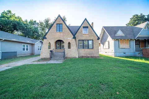 1624 S 19th St, Chickasha, OK 73018